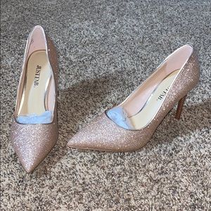 Sparkled heels!!